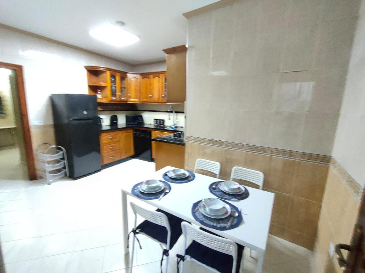 Joli Appart Climatise Pour Un Sejour Formidable Pour Les Familles Tangier Exterior photo